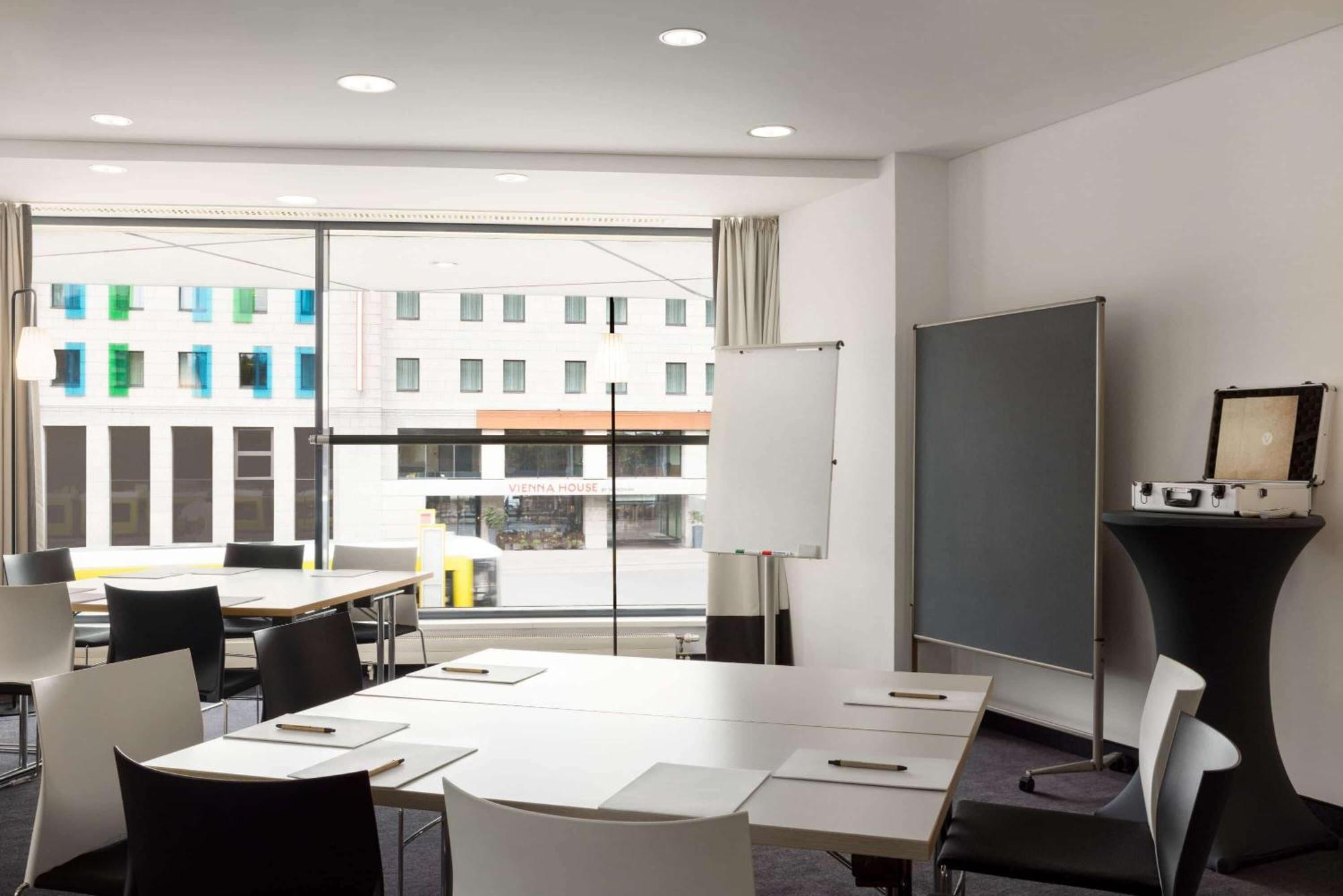 Vienna House Easy By Wyndham Berlin Prenzlauer Berg Hotel Luaran gambar